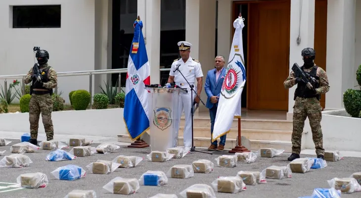 Cae narcolancha con 1,743 paquetes de presunta droga