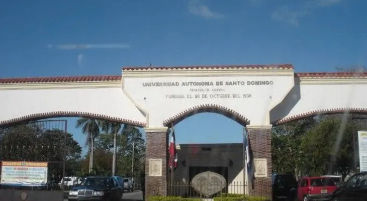 UASD inicia proceso de reingreso para estudiantes inactivos.