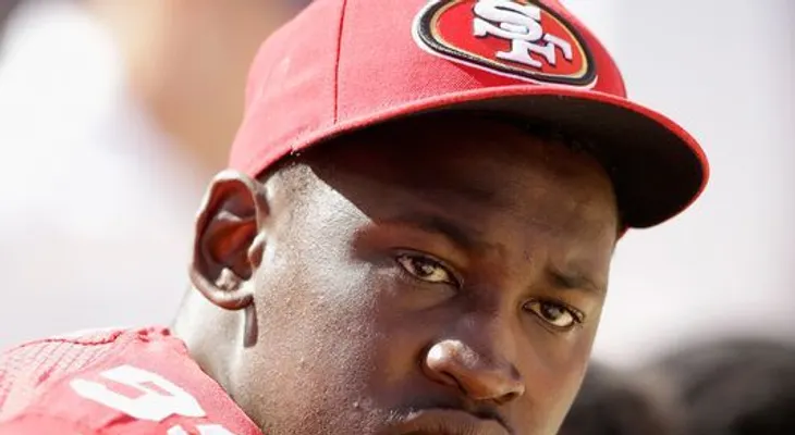 NFL suspende a Aldon Smith por 9 partidos 