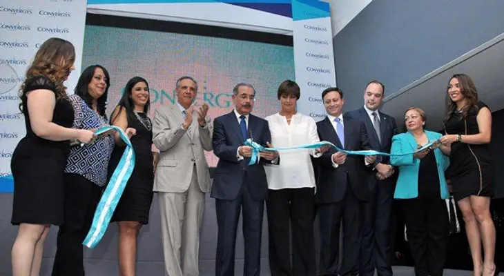 "Inauguración de Call Center reafirma compromiso Gobierno crear 400 mil empleos"