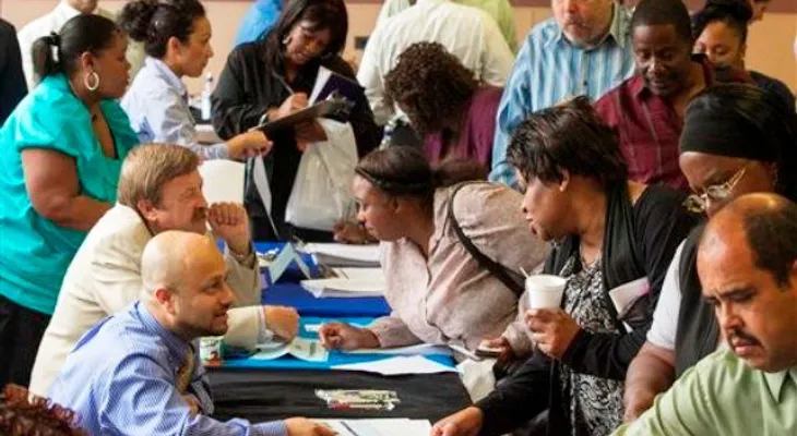 Más personas dejan su empleo en Estados Unidos