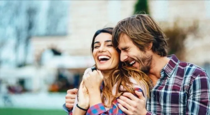 23 cosas que una pareja enamorada hace en la intimidad