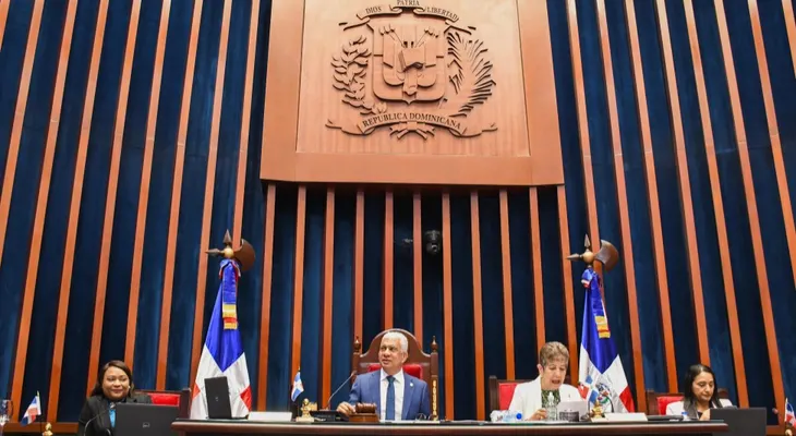 Senado designa comisión para el estudio Ley sobre Libertad de Expresión y Medios Audiovisuales
