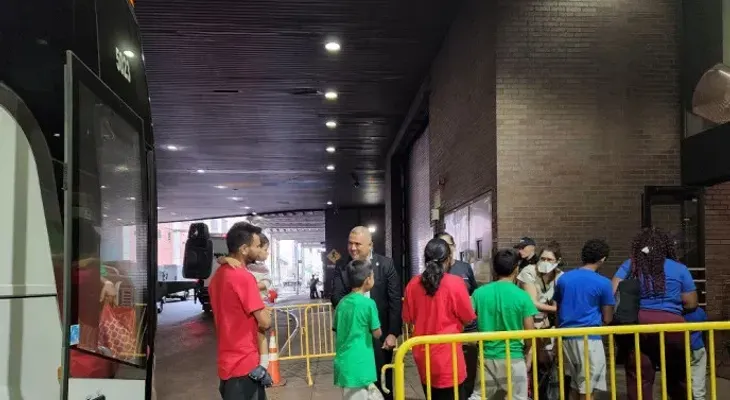 Familias inmigrantes tendrán ayudas por hijos a partir de enero en Nueva York