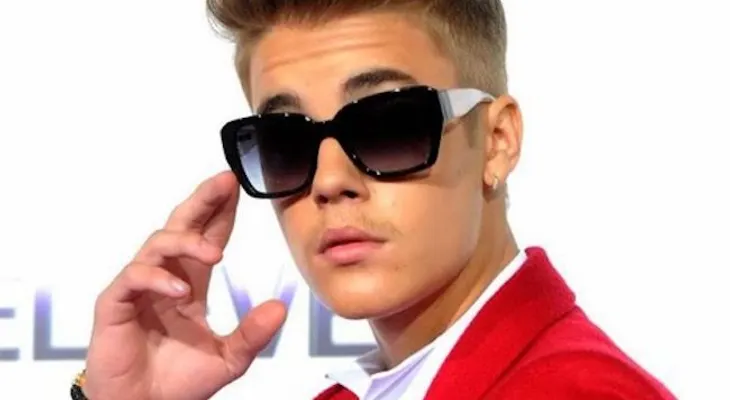Policía investiga a Justin Bieber por robo de celular