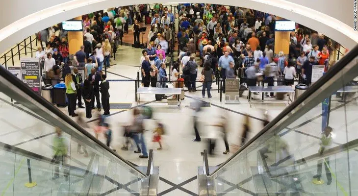 El aeropuerto con más pasajeros del mundo es...