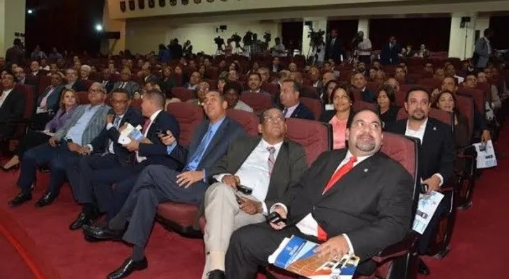 Legisladores realizan simulacro de votación para asamblea reforma a la Constitución 