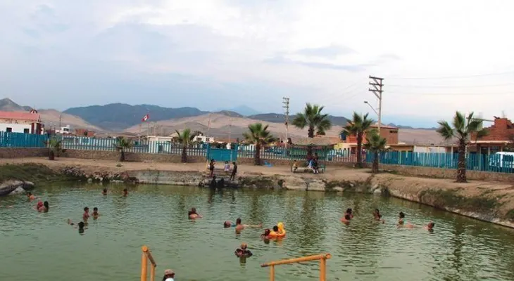 Conoce la laguna de Perú que cura la infertilidad y hasta te da mellizos