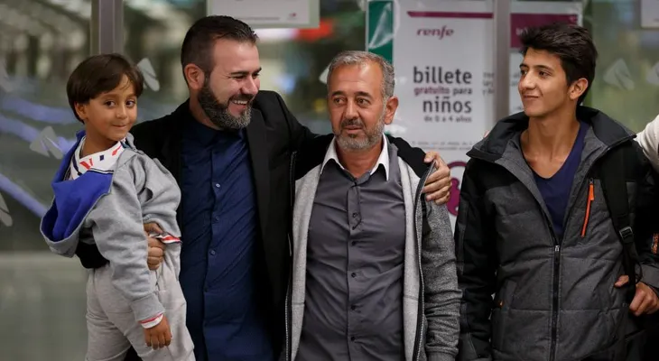 Osama, el refugiado sirio agredido en Hungría, empieza nueva vida en España