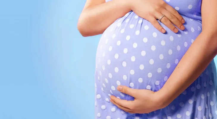 Justicia argentina dio en adopción a bebé estando su madre embarazada