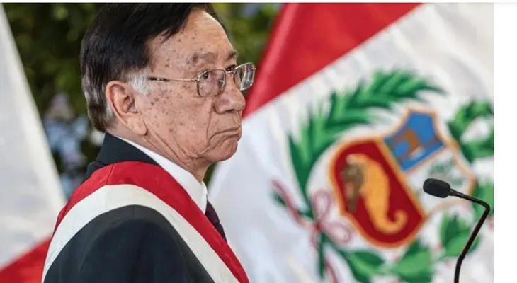 Presidente interino de Perú solicita pensión vitalicia al Congreso