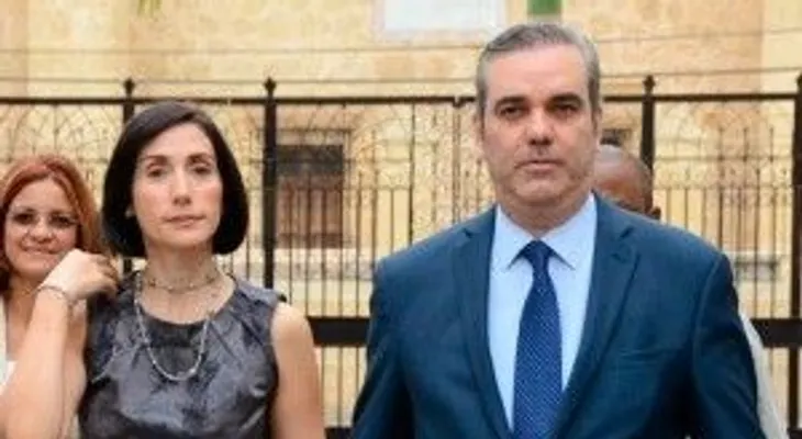 Esposa de Abinader dice trabajará por la mujer y la niñez