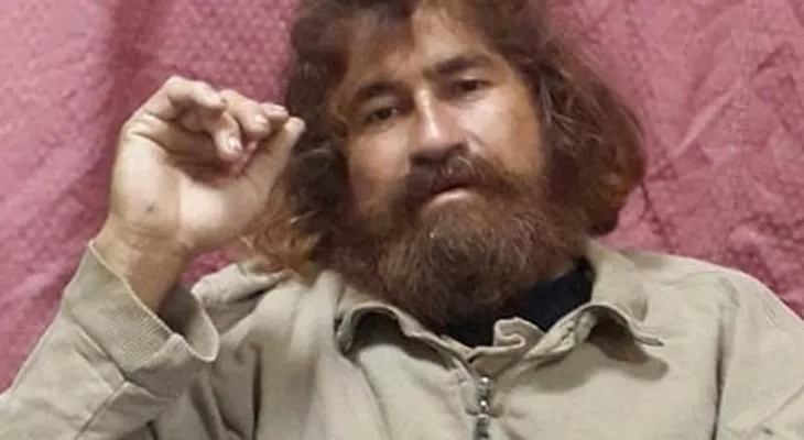 Hombre sobrevivió a la deriva en el mar por 13 meses