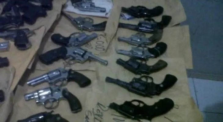 15 armas de fuego incautada en centros de diversión de SD y Santiago