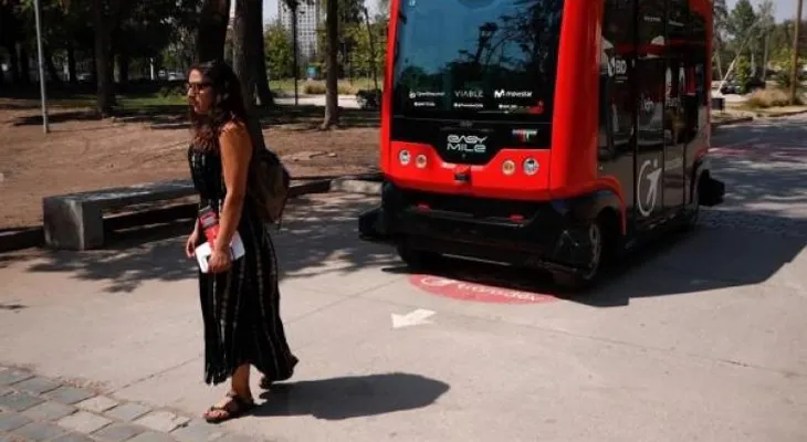 Primer vehículo sin conductor en América Latina, la nueva atracción en Chile