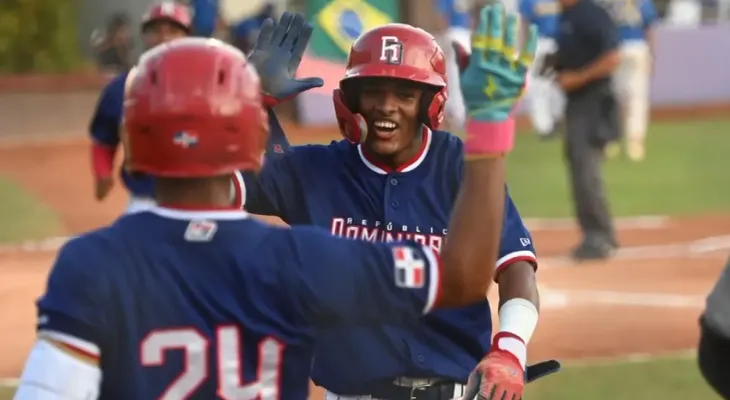 República Dominicana aplasta 11-4 a Brasil y sigue invicta en el Premundial U-18