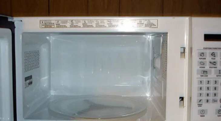 9 consejos para usar más tu horno microondas 