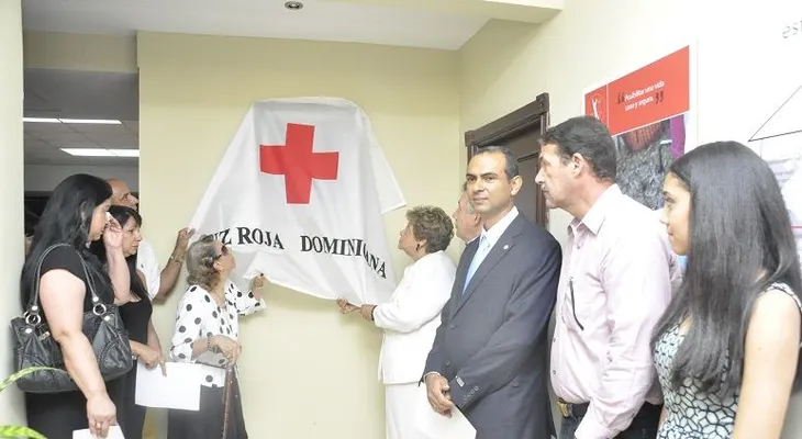 Cruz Roja conmemora 88 aniversario y reconoce trayectoria de antiguo miembro