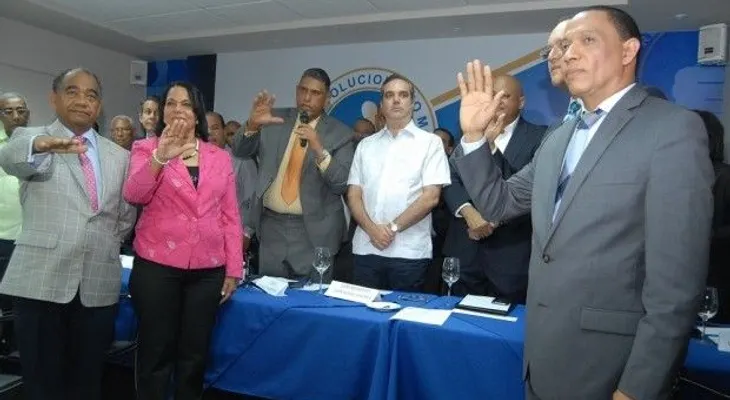 Abinader: pacto entre Danilo y Miguel es un reparto de los recursos del Estado 