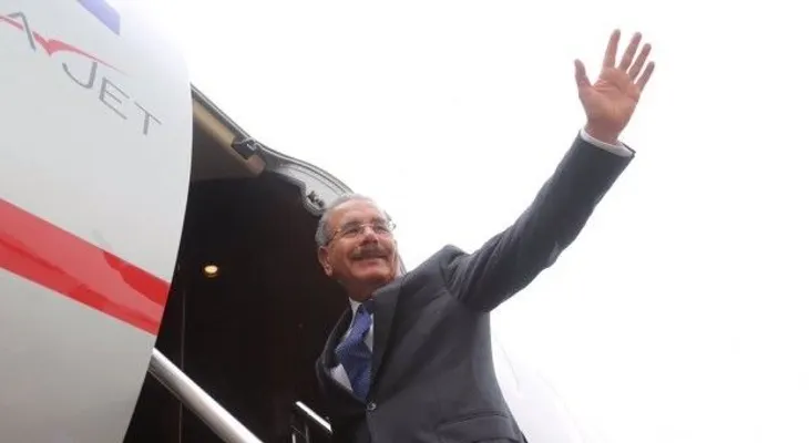 Danilo viaja a Panamá, para participar en acto de ampliación del Canal