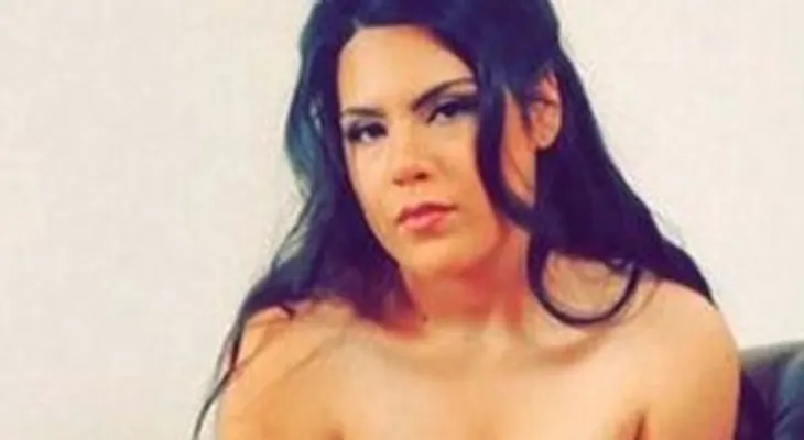 Una joven vende su virginidad para pagar una casa perdida en un incendio