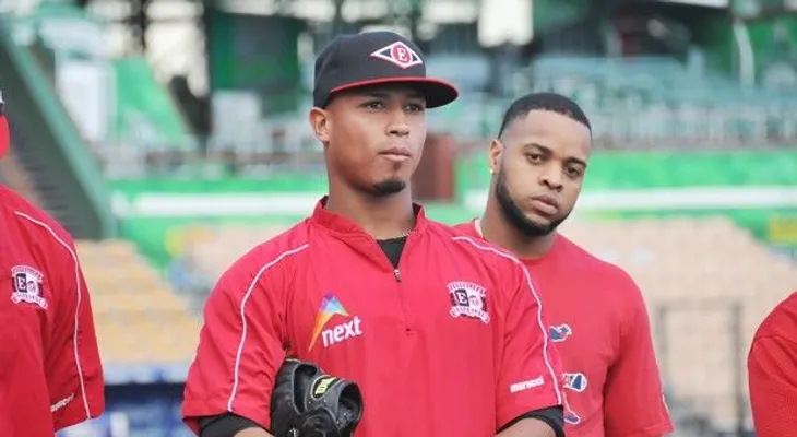 Carlos Santana espera debutar la próxima semana con los Leones