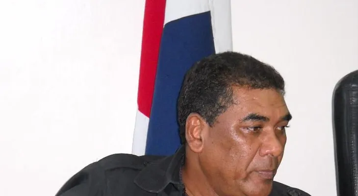 Ministerio de Obras Públicas paga más de 17 millones a brigadas de obreros en Barahona