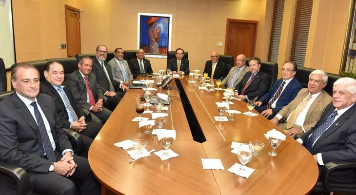 Banco Central de la RD y LIDAAPI tratan sobre asociaciones de ahorros y préstamos
