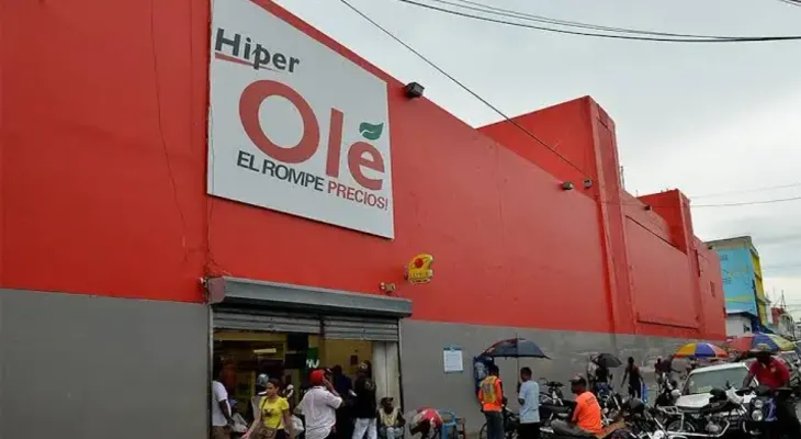 Hipermercados Olé afirma que pagó bonificación superior a la exigida por la ley