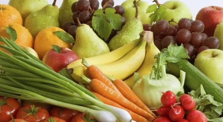  Llevar alimentos frescos a mesa ayudaría a reducir el riesgo de enfermedades crónicas