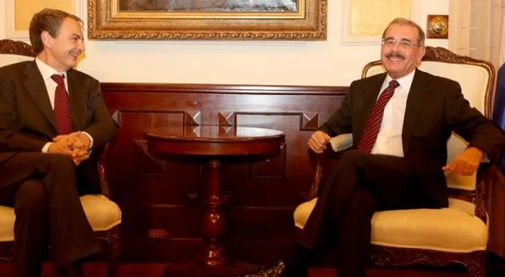 Danilo Medina recibe al expresidente español Rodríguez Zapatero