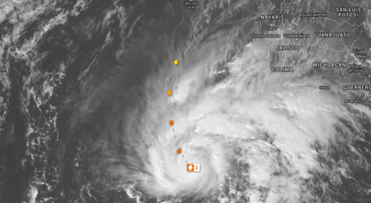 Sandra se convierte en huracán de categoría 3 en el Pacífico