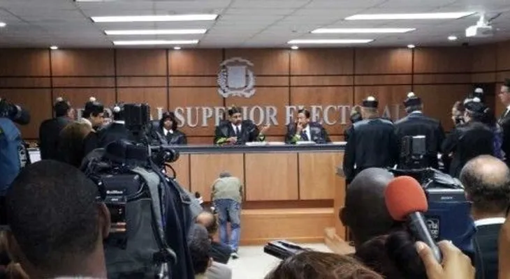 TSE conocerá este miércoles recurso seguidores de HM pidiendo revocar reunión CEN