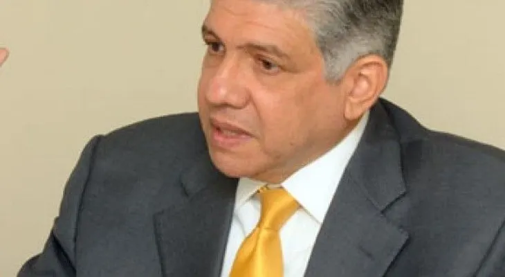 Eduardo Estrella: Gobierno engaña  población con precios combustibles