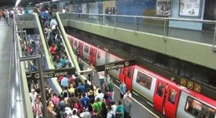 Desalojan una estación del Metro de Caracas por una "contingencia"