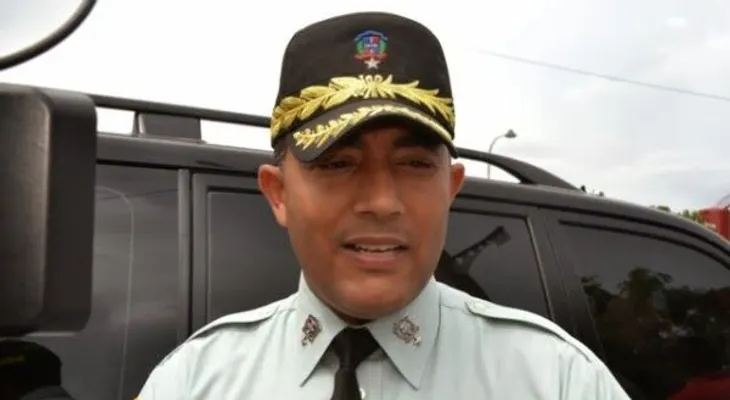 Palito de Coco pide pasaje para irse a Haití; lío con mánager