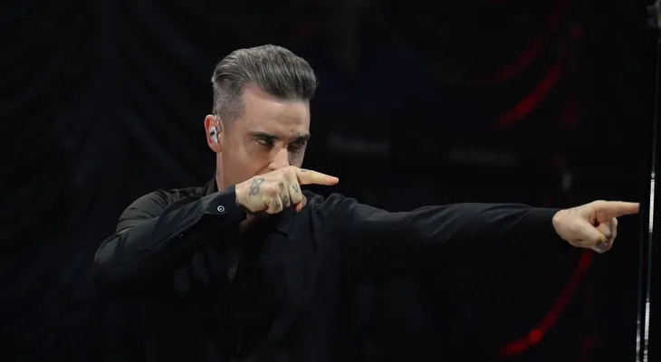 Robbie Williams: "Tengo una enfermedad en mi cerebro que boicotea mi vida y quiere matarme"