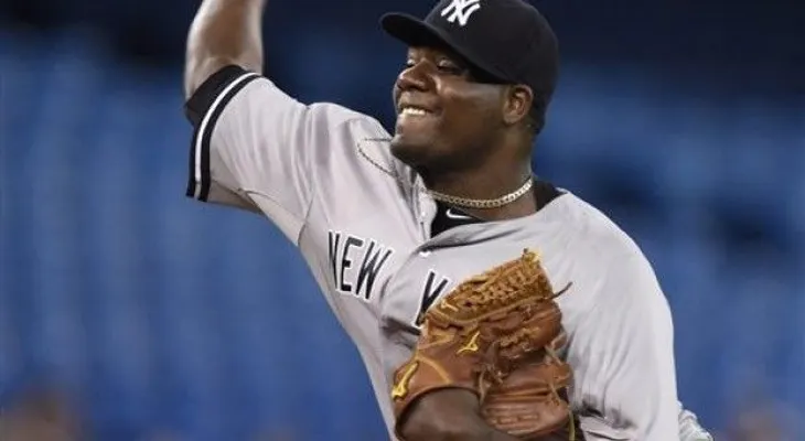 Pineda sigue indomable por los Yanquis fuera de casa