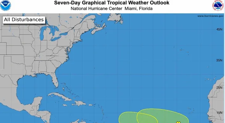 Indomet vigila dos ondas tropicales en el Atlántico durante el pico de la temporada ciclónica
