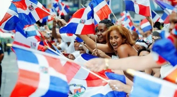 Cientos de dominicanos en NY esperanzados en obtener un empleo federal