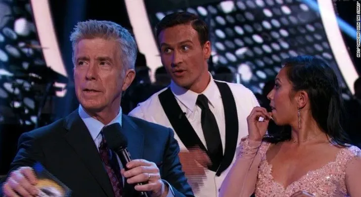 Protestan contra Ryan Lochte en Dancing with the Stars