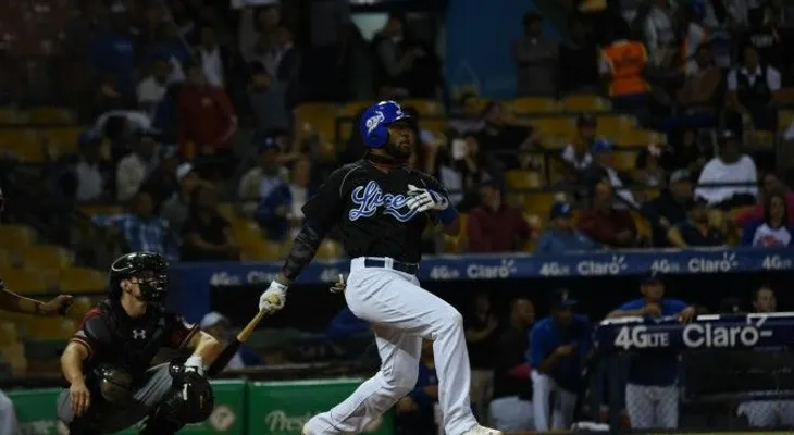 El Licey aplasta a los Gigantes, pero puede perder el partido por uso irregular de Juan Miranda