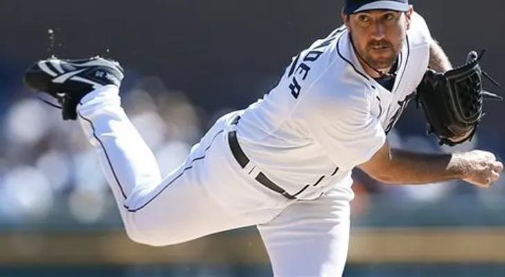 Tigres vence a Medias Blancas luego de bronca 