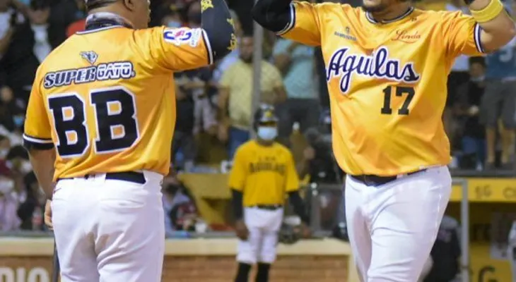 Las Aguilas se mete en pelea en el RR; vence a los Gigantes 4-3; Estrellas derrotan al Licey 11-3