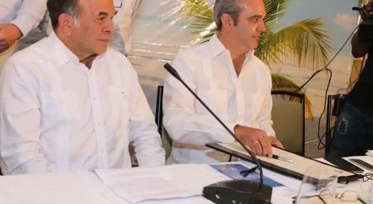 Abinader y Pelegrín Castillo firman Declaración de Chapultepec