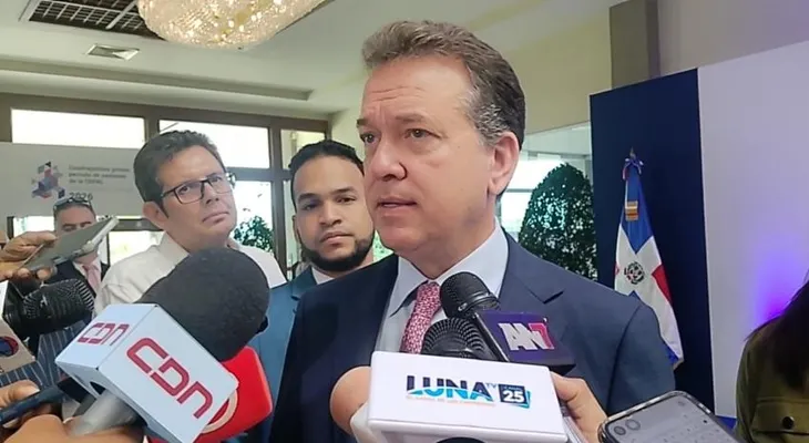 Canciller Bisonó alerta sobre reclutamientos para la guerra Rusia-Ucrania: "No es un relajo ni un juego"