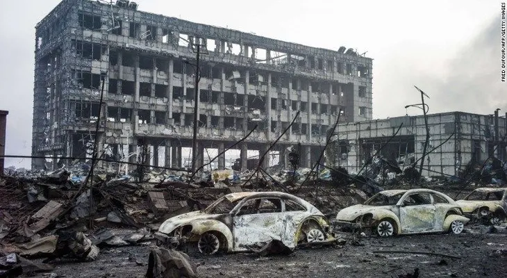 10 altos ejecutivos de almacén explotó en China fueron arrestados 