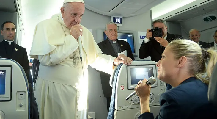 "No es correcto identificar el Islam con la violencia", dice el papa Francisco