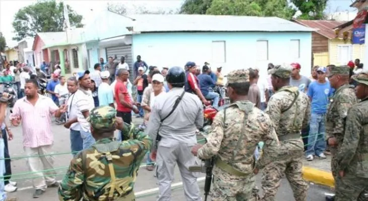 Dominicanos y haitianos heridos en protesta por demanda de pago