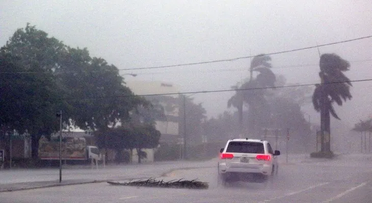 Toque de queda en condados de la Florida por IRMA 